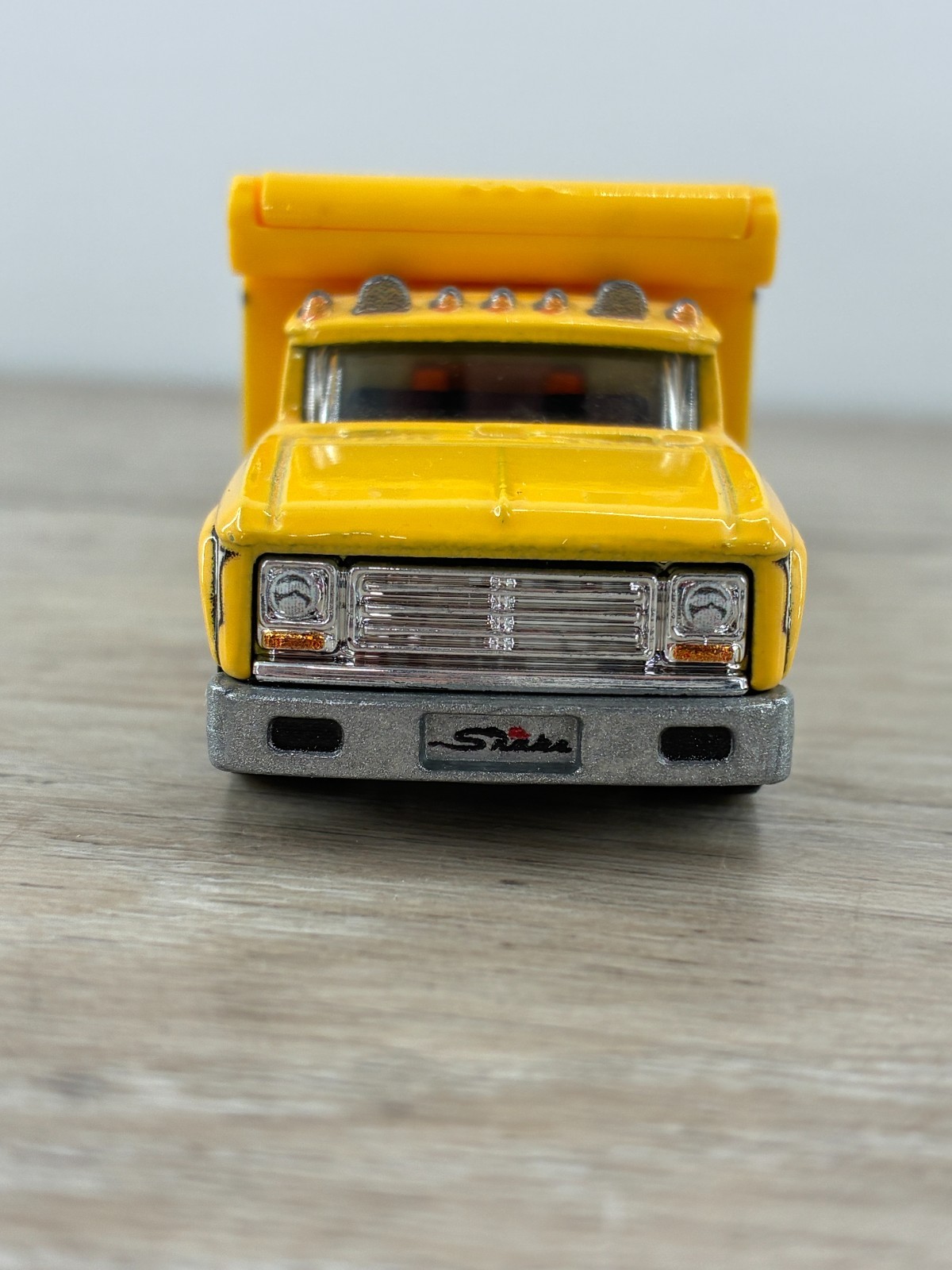 Hot Wheels 1972 Plymouth Barracuda Don Prudhomme Funny Car Retro Rig Truck 2017