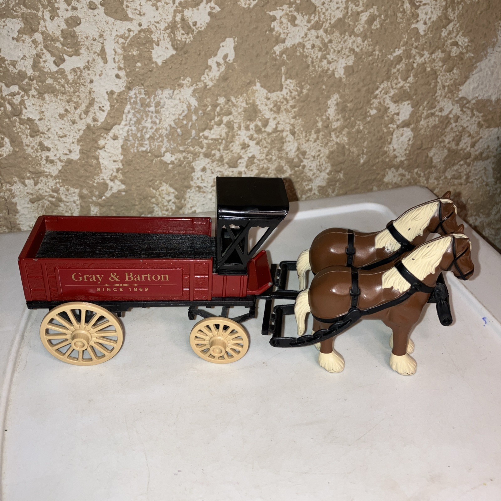 Ertl Die Cast Metal Gray and Barton Horse and Plastic Wagon Toy Delivery Vintage
