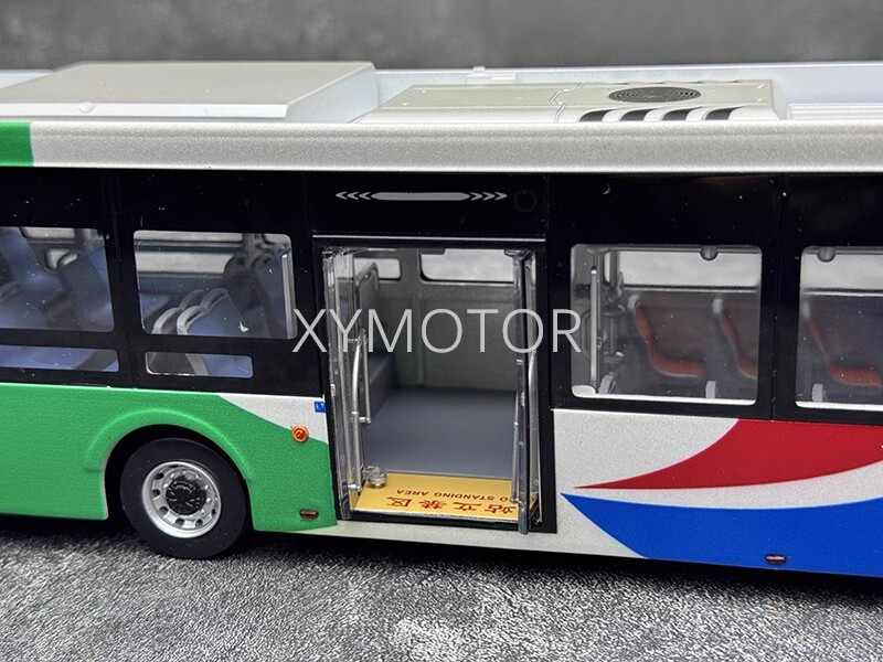 1:42 Zhongtong City Bus N12 LCK6126EVGRA1 electric Qingdao Bus Diecast Car Model