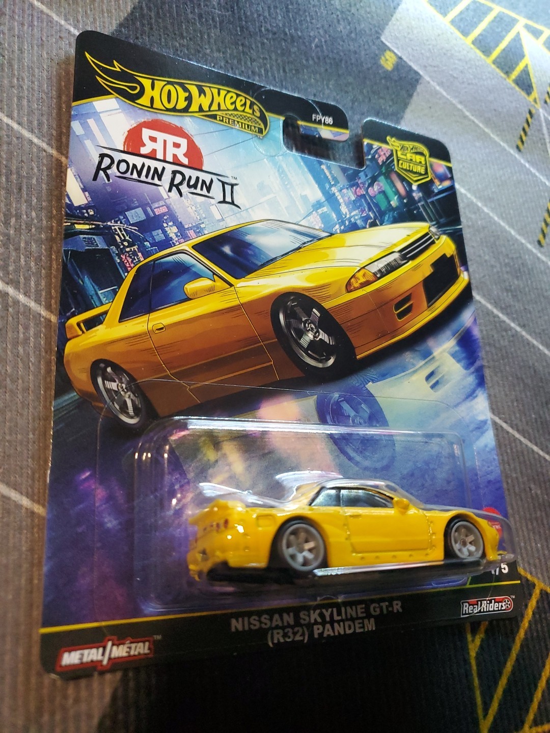 Hot Wheels Nissan R32 GT-R Pandem Yellow Ronin Run 2 FPY86-961 M 1/64