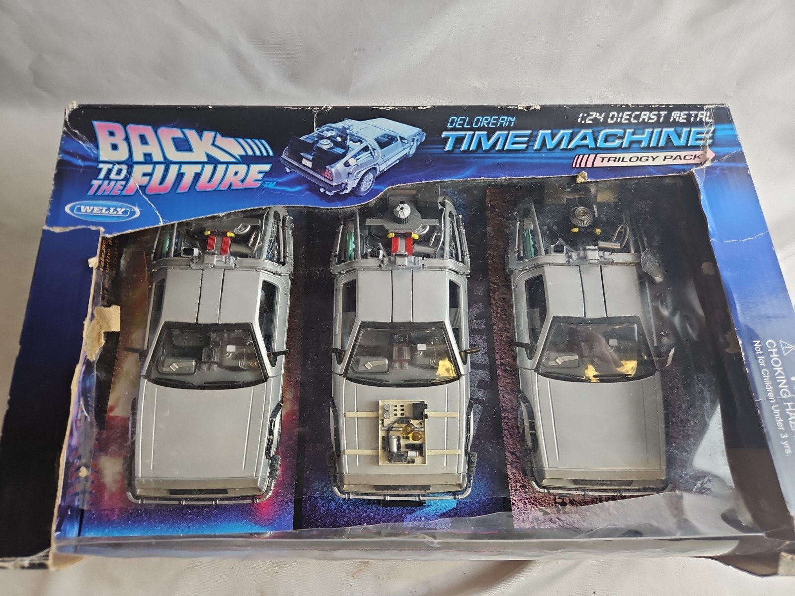 Back To The Future Delorean Time Machine 1:24 Diecast Metal Trilogy Pack #LBC