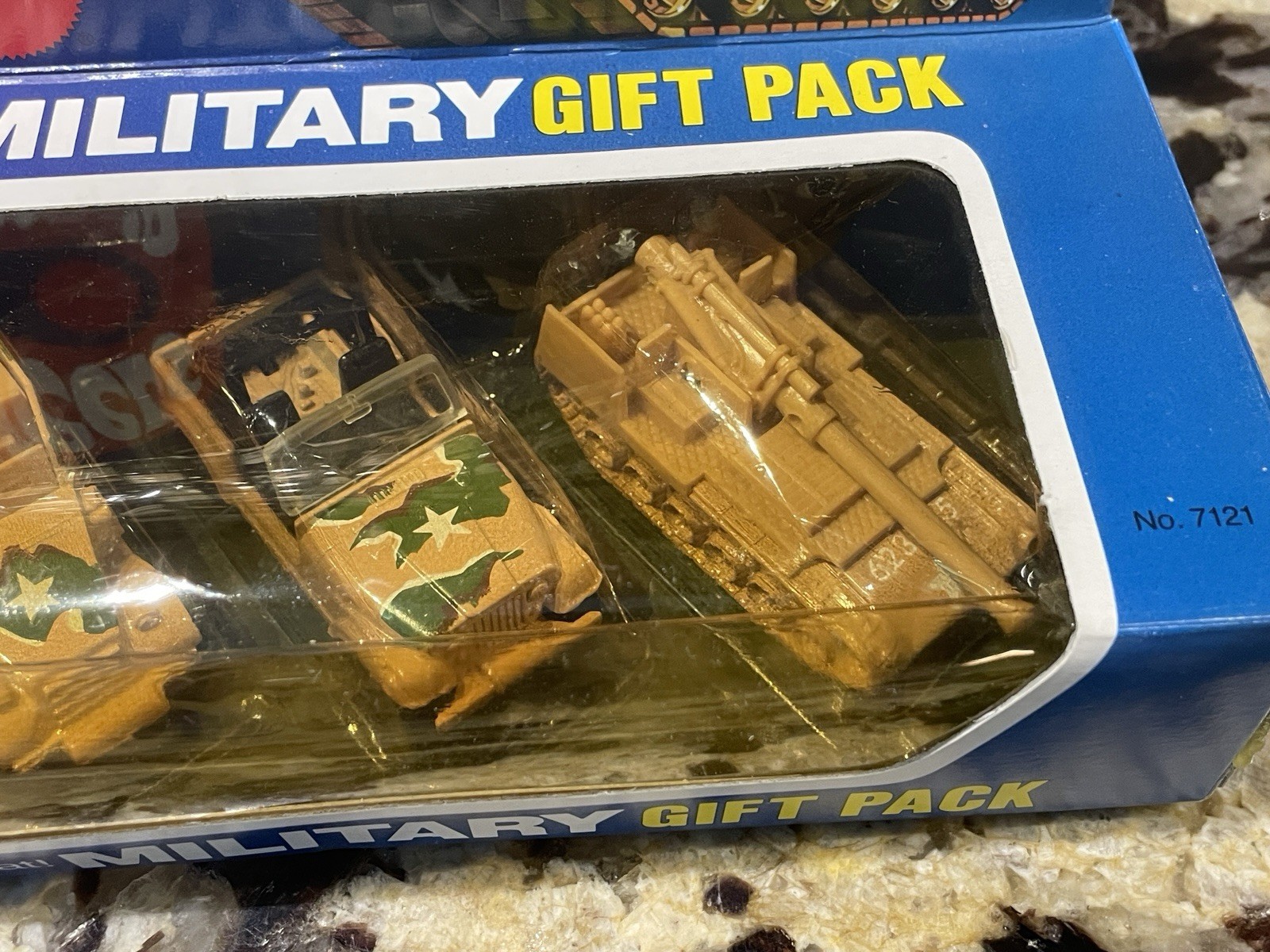 Vintage Hot Wheels Military 4 Pack Gift Set 1:64 1983 Mattel 7121 New Boxed