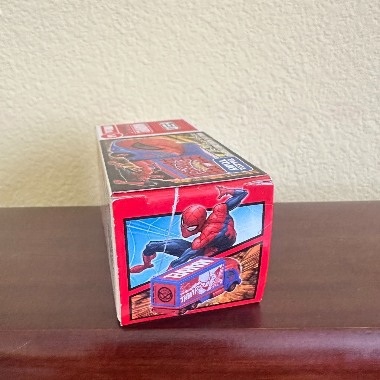 Takara Tomy Tomica Marvel Tune Masked Carry Spider-Man Evo 1.0 Diecast Car