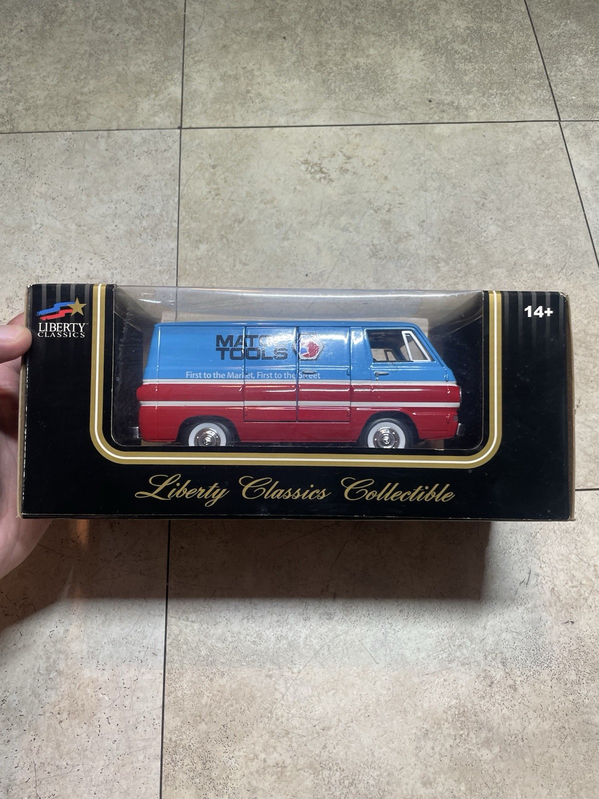 SpecCast 1964 Dodge A100 Van MATCO TOOLS Truck Liberty Classics 1:25 Scale Bank