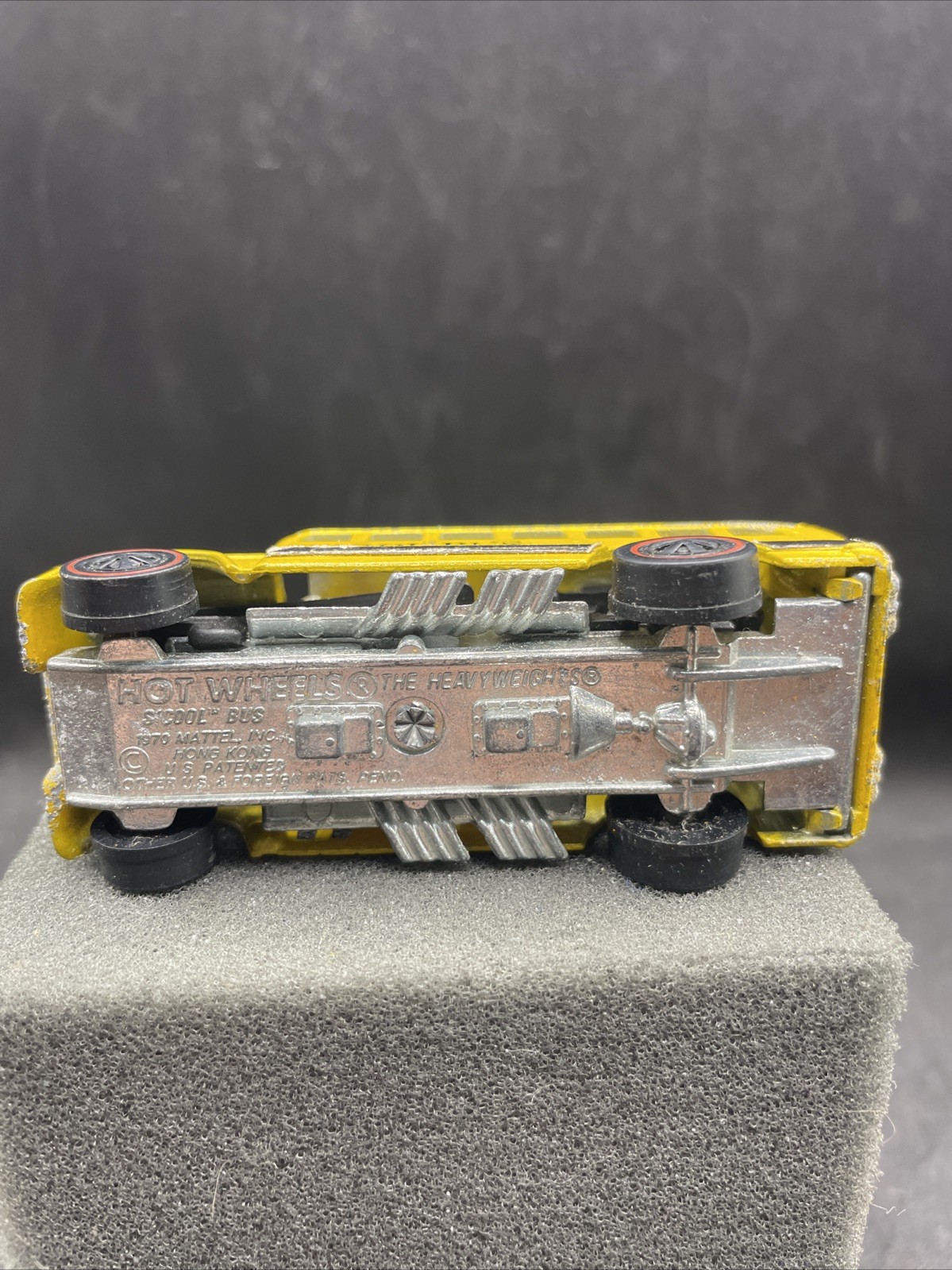 Vintage 1970 HOT WHEELS S’Cool Bus The Heavyweights Yellow Redline Decals 21