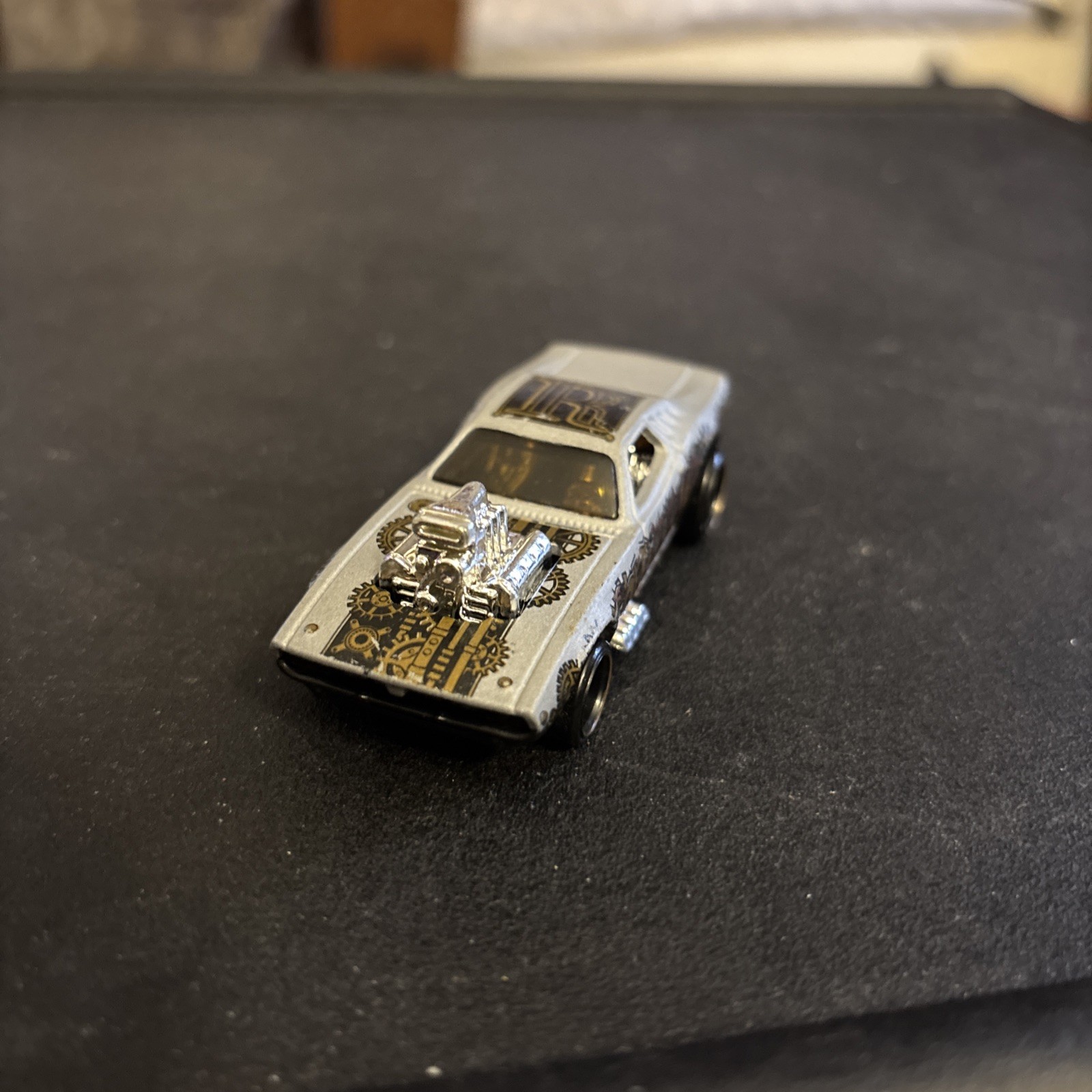 Hot Wheels 2015 Rodger Dodger Rare Steam Punk Flat Silver Gold Rims Original 111