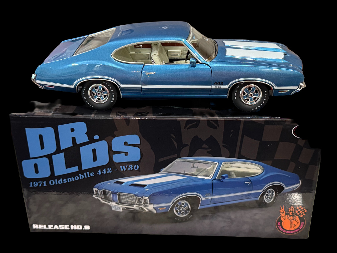 ACME Dr. Olds #6 – 1971 Oldsmobile 442 – W30 Viking Blue 1/18 1 of 442