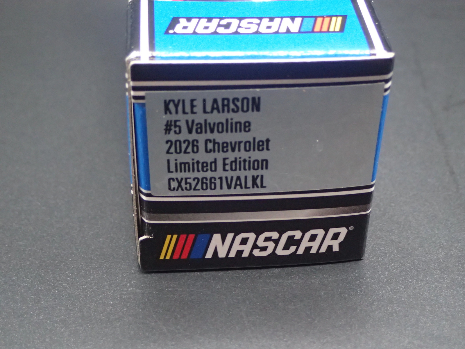 2026 26 CHEVROLET 5 KYLE LARSON VALVOLINE NASCAR 1:64 SCALE DIECAST MODEL CAR