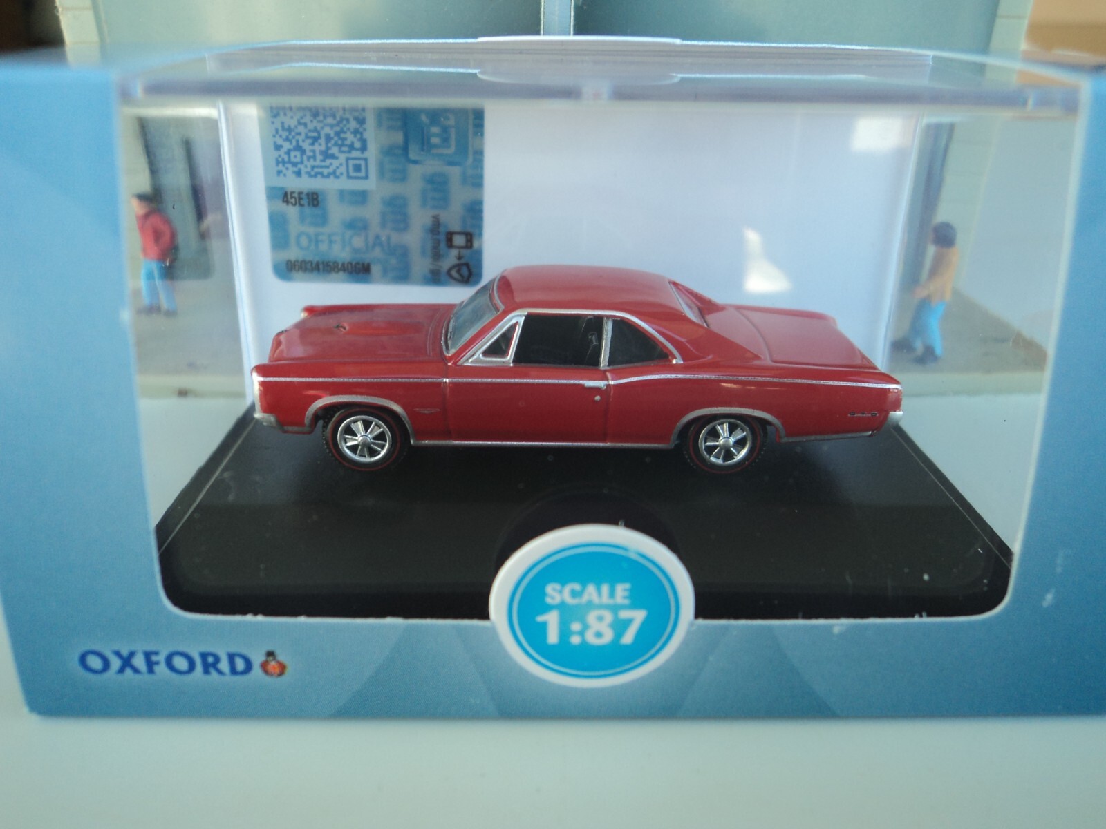 Oxford 1966 Pontiac GTO Red 1/87 HO diecast