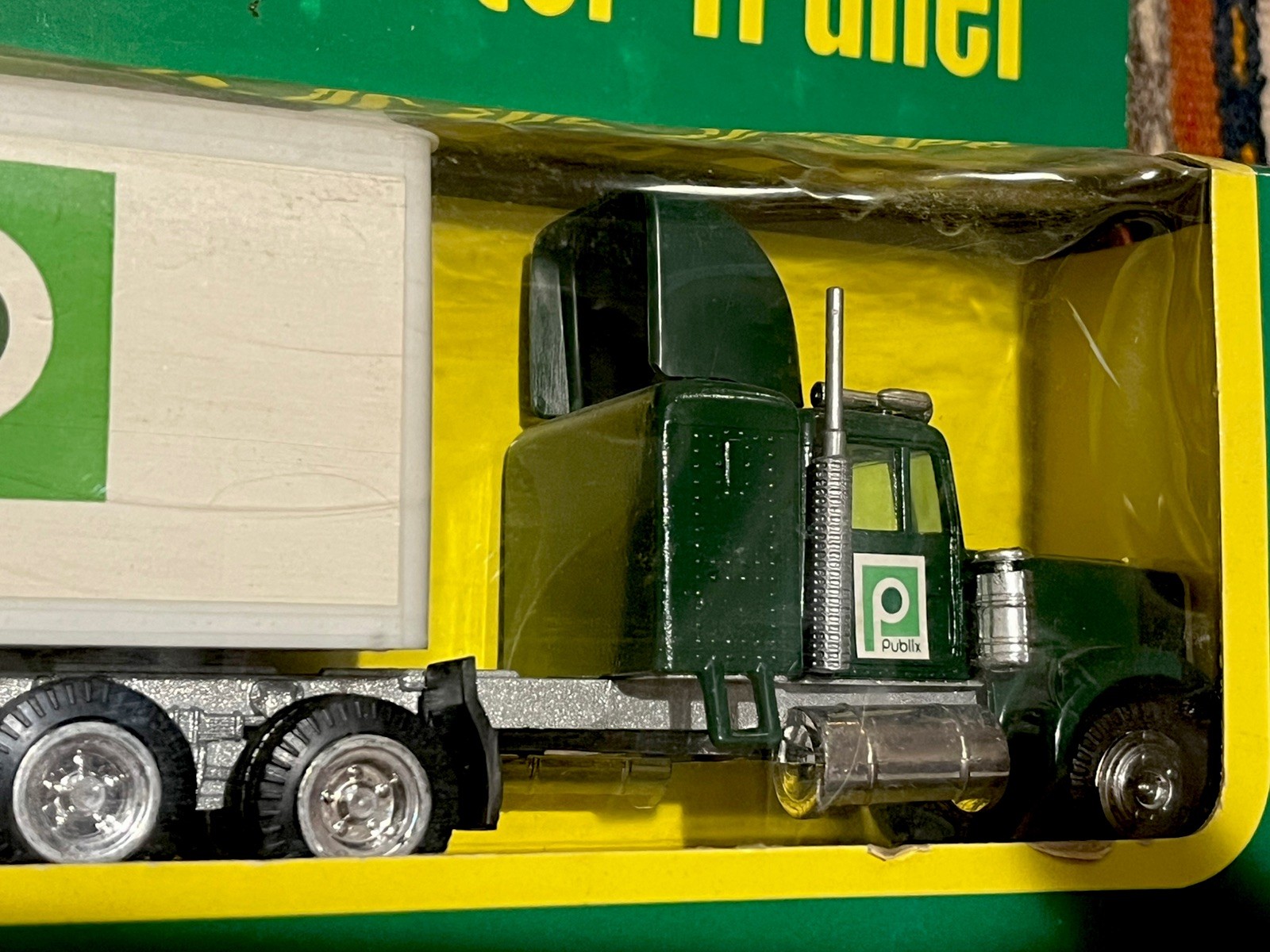 Vintage FAST WHEEL Kenworth Tractor wPUBLIX BAKERY Trailer Original Box 1979