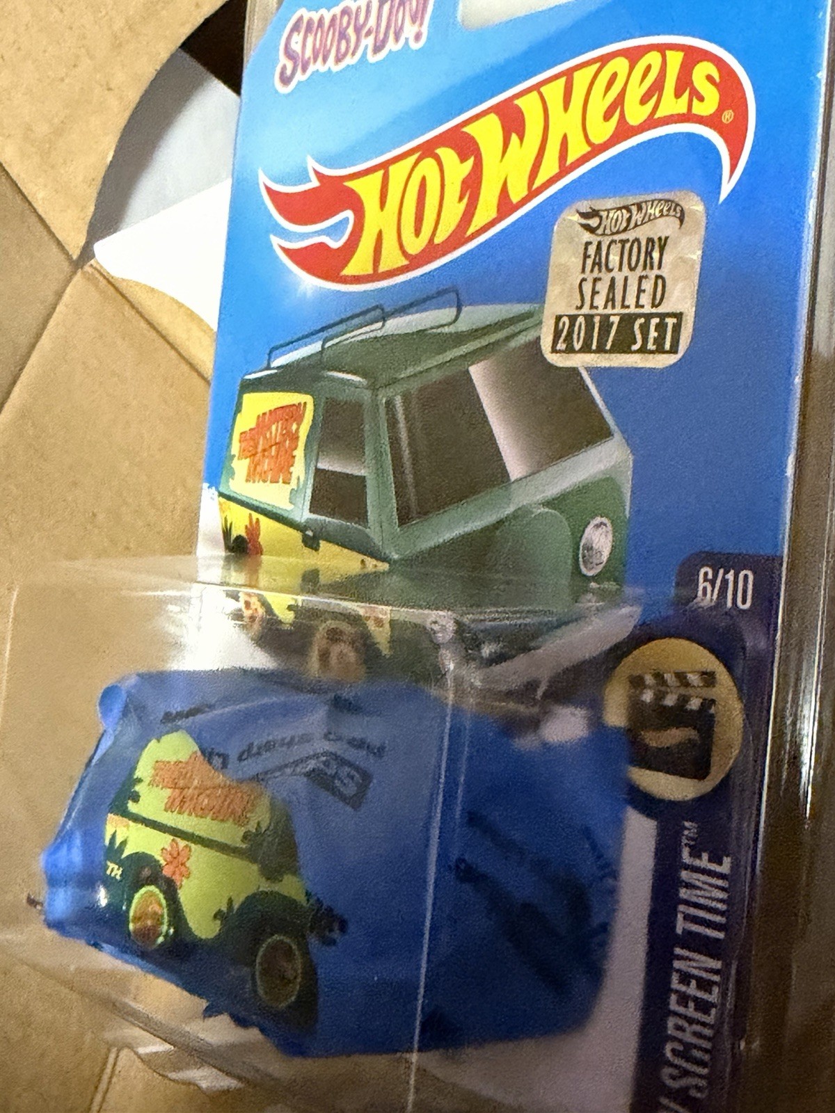 2015 Hot Wheels FACTORY SEALED Mystery Machine Super Treasure Hunt Scooby Doo