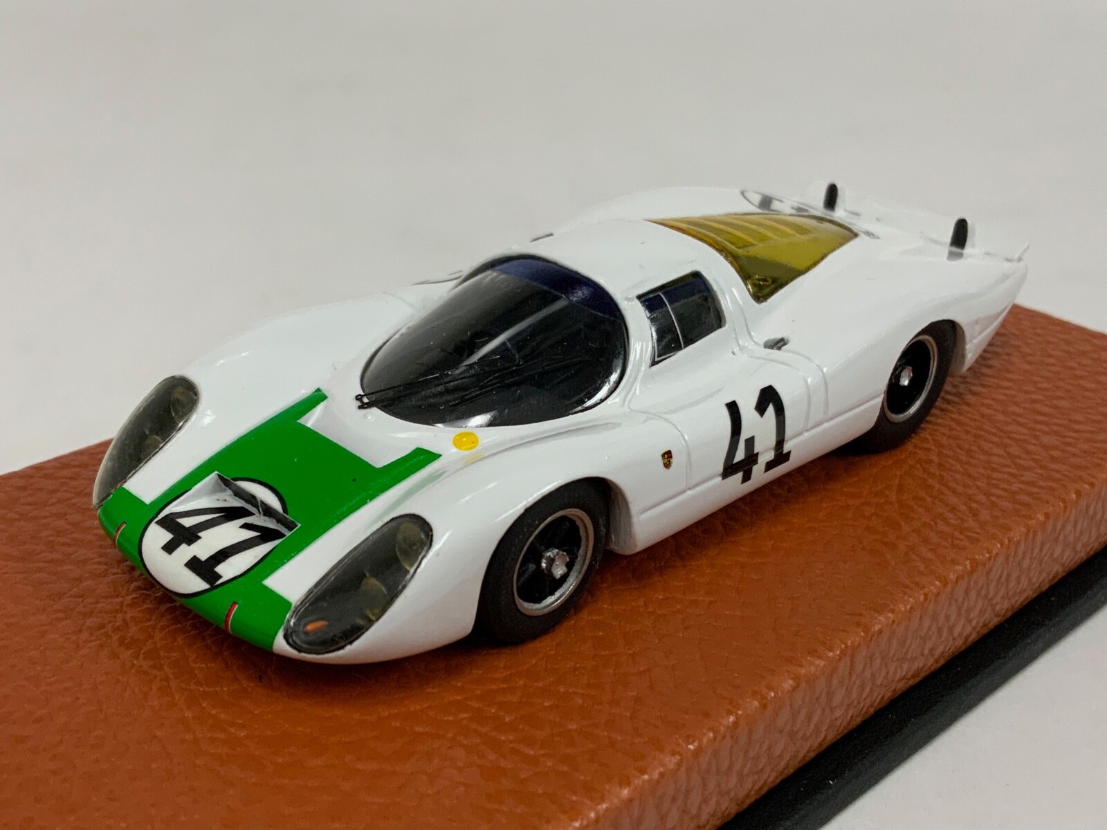1/43 Axel’R Porsche 907 L from 1967 24 Hours Le Mans Leather base TR310