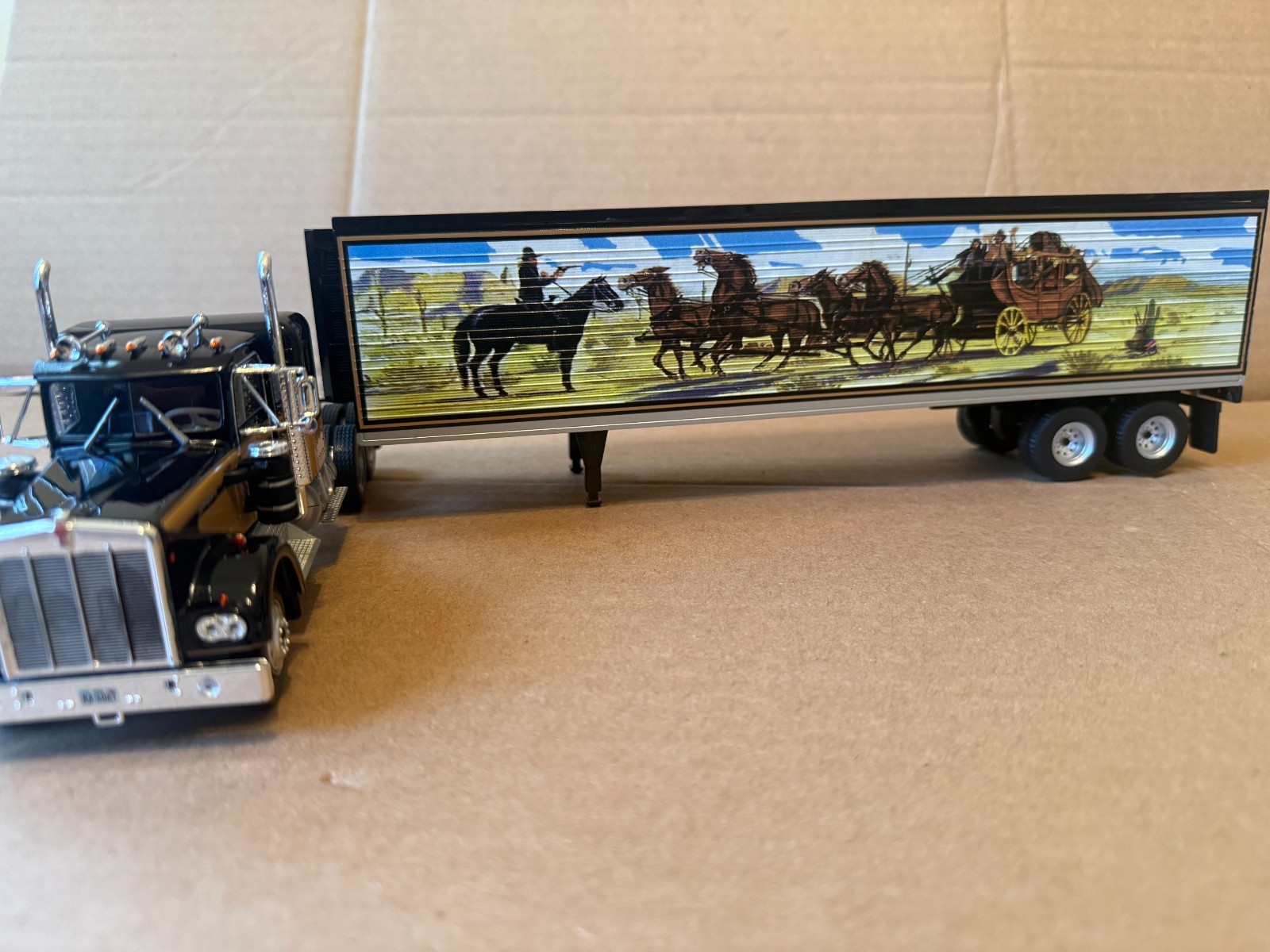 Kenworth W925 Semi-trailer truck Smokey and the Bandit (1977) 1:43