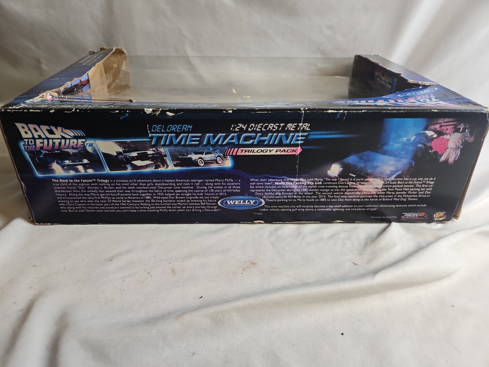 Back To The Future Delorean Time Machine 1:24 Diecast Metal Trilogy Pack #LBC