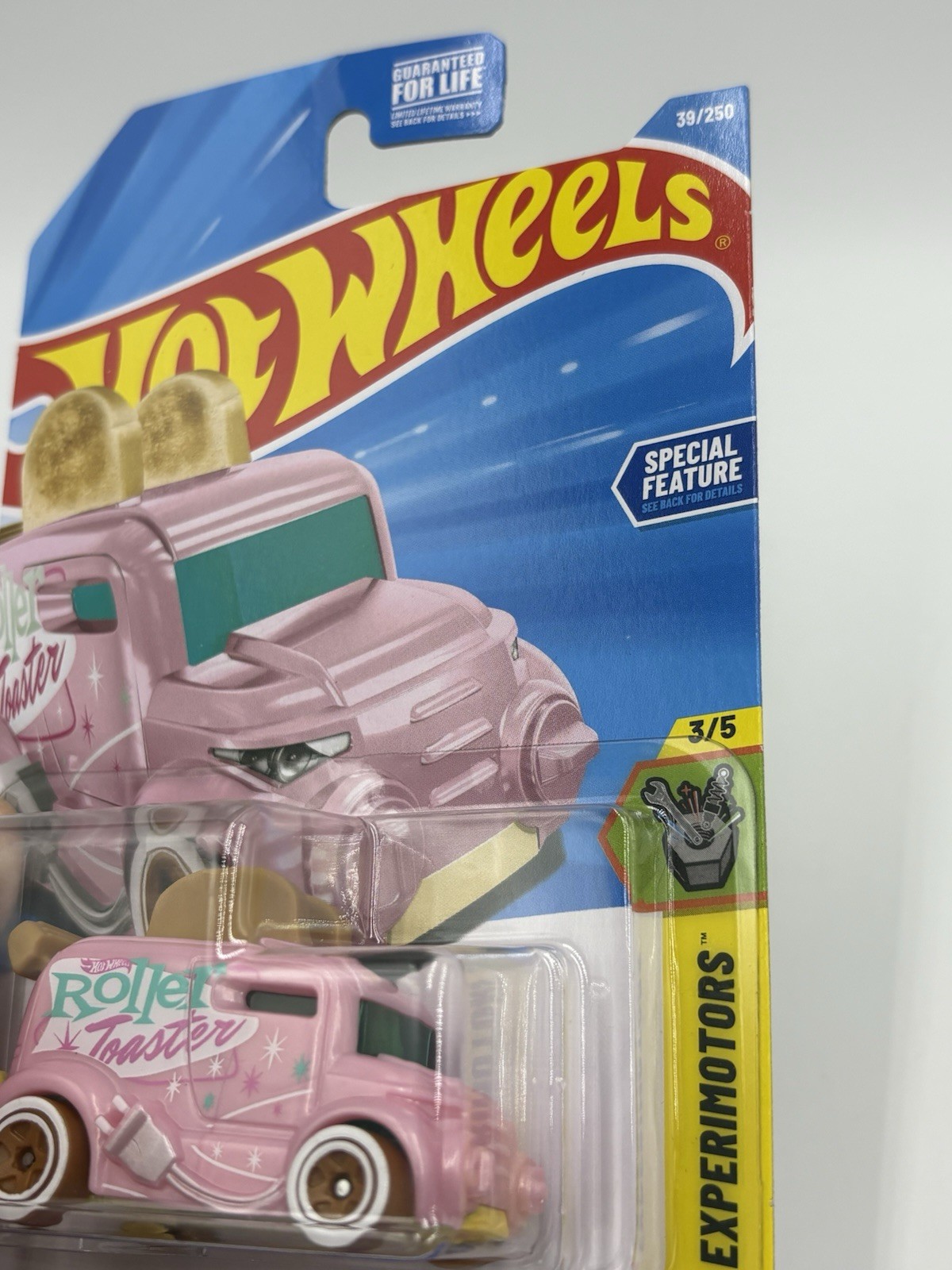 Lot of Two 2026 Hot Wheels Pink Roller Toaster Exerimotors Series 3/5 Cars
