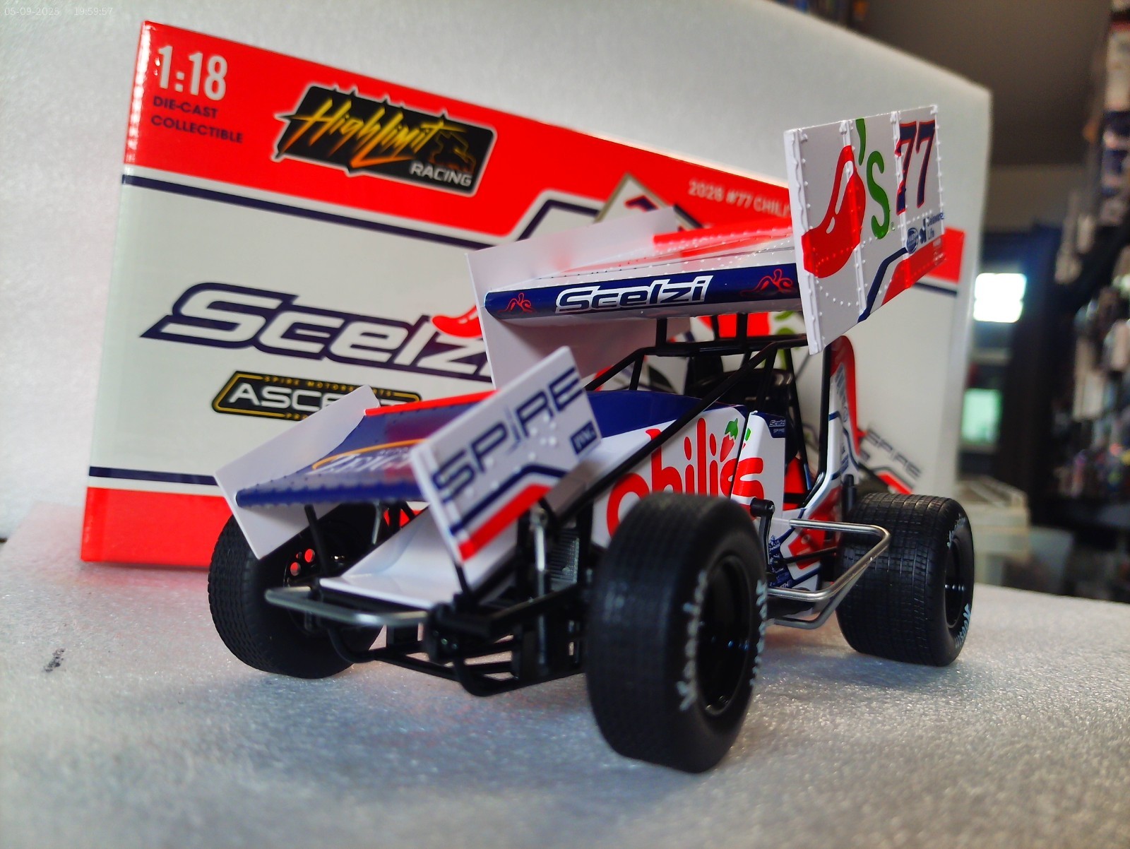 2026 GIO SCELZI CHILI’S STIRE GAINBRIDGE 1:18 ACME HIGH LIMIT RACE CAR A1826001