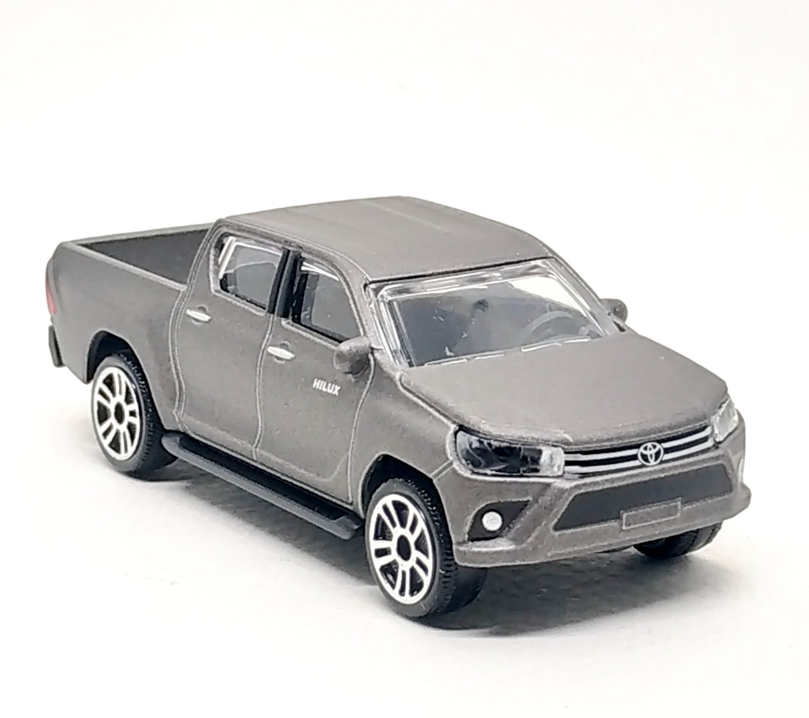 Majorette Toyota Hilux Revo Gray (no hard top) 1:58 (3″) no Package