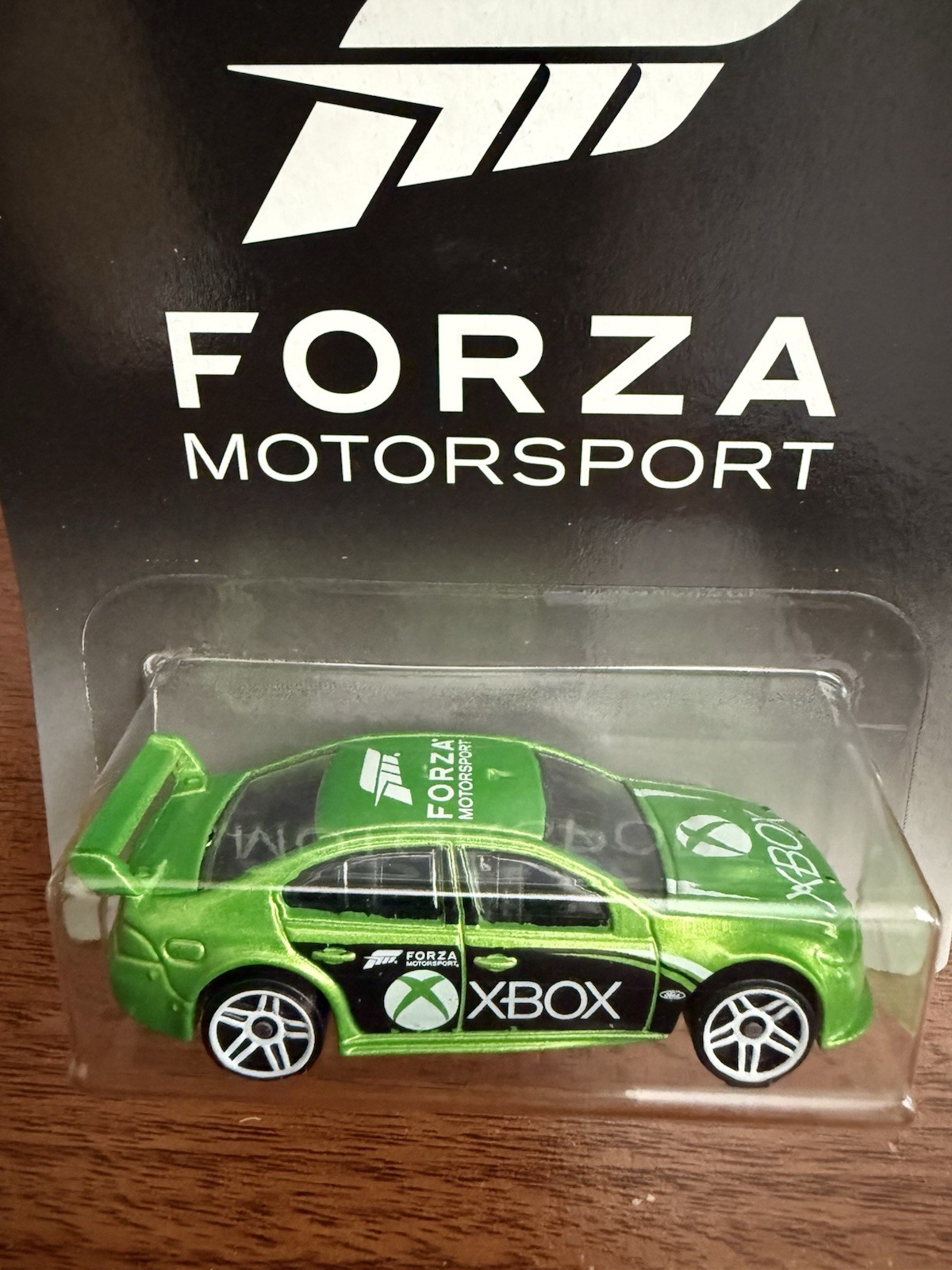 HOT WHEELS 2017 Forza Motorsport Ford Falcon Race Car Chase XBOX