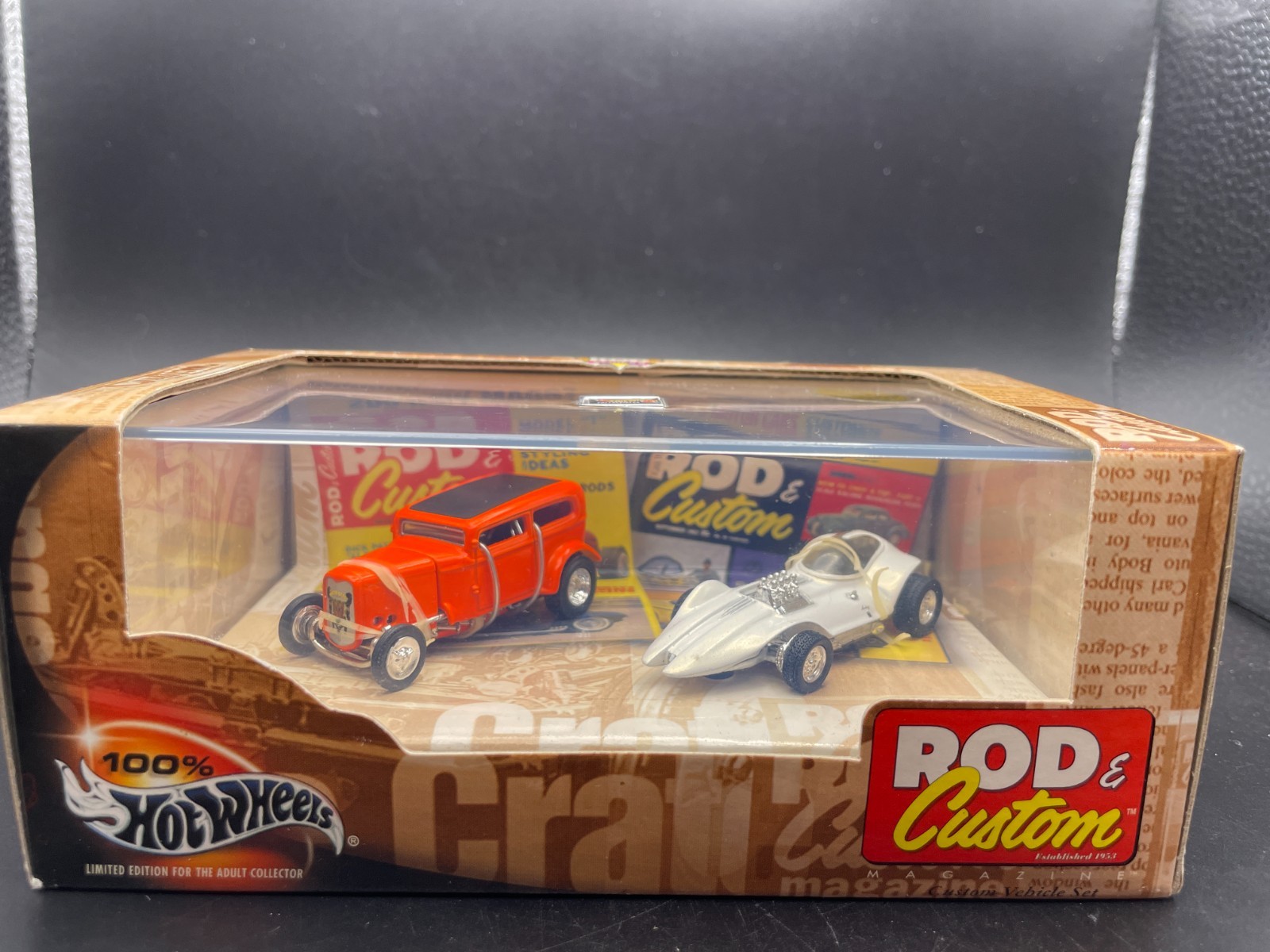 100% HOT WHEELS HOT ROD SERIES 6 ROD & CUSTOM W/ORANGE CRATE & WHITE MANTA RAY
