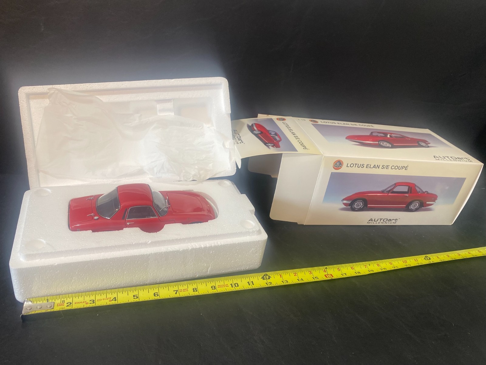 AUTOart Millenium 1:18 Lotus Elan S/E Coupe RED diecast car