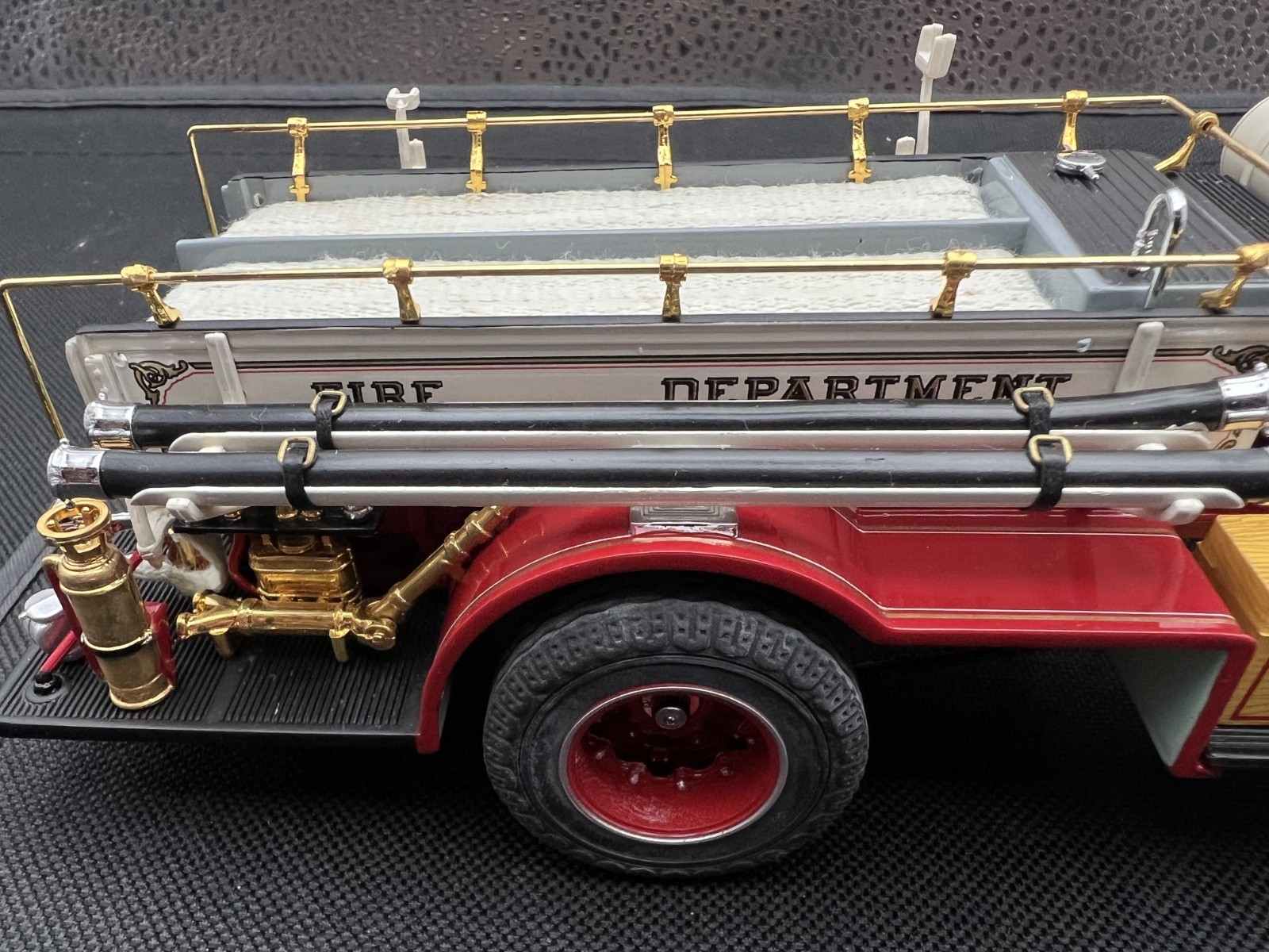 Vintage Danbury Mint 1926 Mack Ac Rotary Pumper In Box, W/COA, NIB, NEVER DISPLA