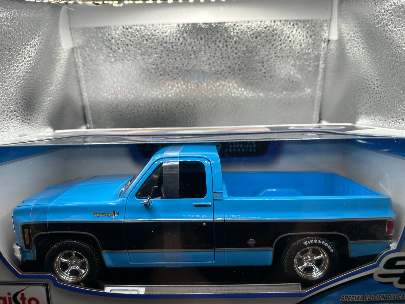 Maisto 1:18 1974 Chevrolet C10 Cheyenne Super Pickup Truck Blue Black Stripe New