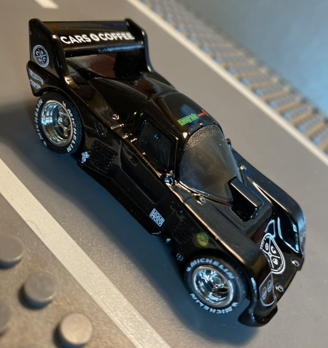 Hot Wheels LEGENDS TOUR WINNER 2/5 La Liebre CUSTOM Super Real Riders Wheel Swap