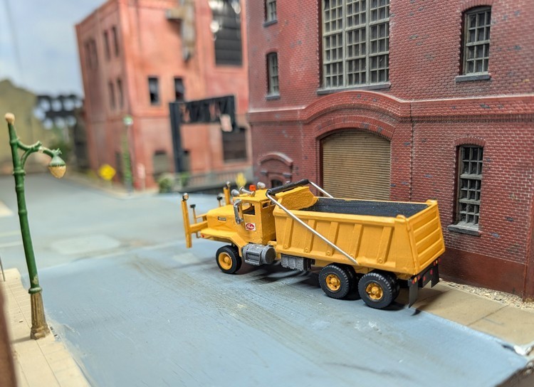 1/87 HO Scale 3D Printed Custom Built 1980s Oshkosh P Series Heavy Dump Truck