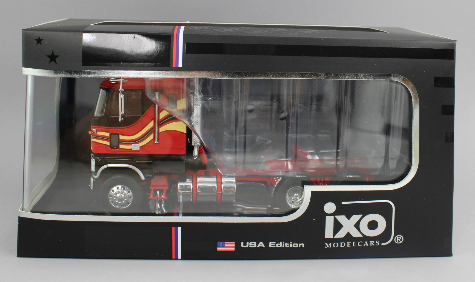 1:43 IXO Models *BLACK & RED* 1976 FORD CL 9000 COE SEMI TRUCK *NIB*