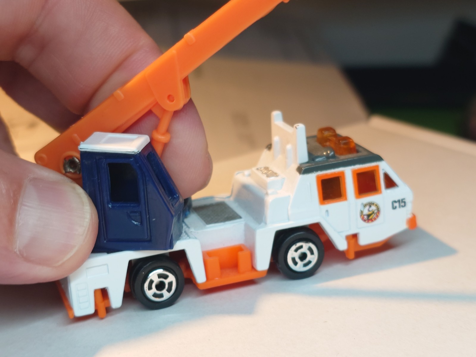 Maisto Or Other Matchbox Competitor Truck Crane, Extending Boom