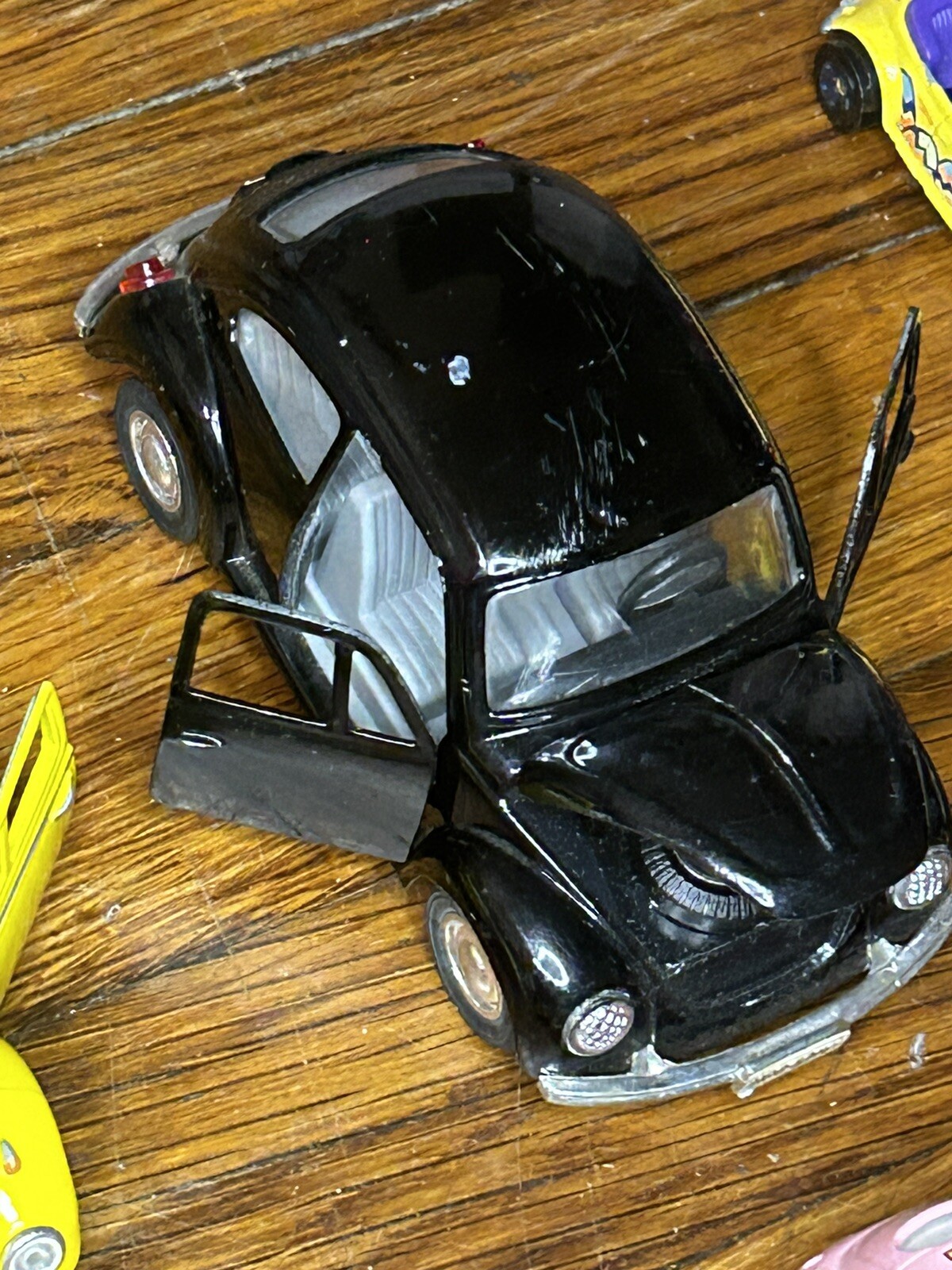 Diecast Plastic Mix Toy Car Lot Kintoy Hot Wheels Maisto Volkswagen VW Beetle