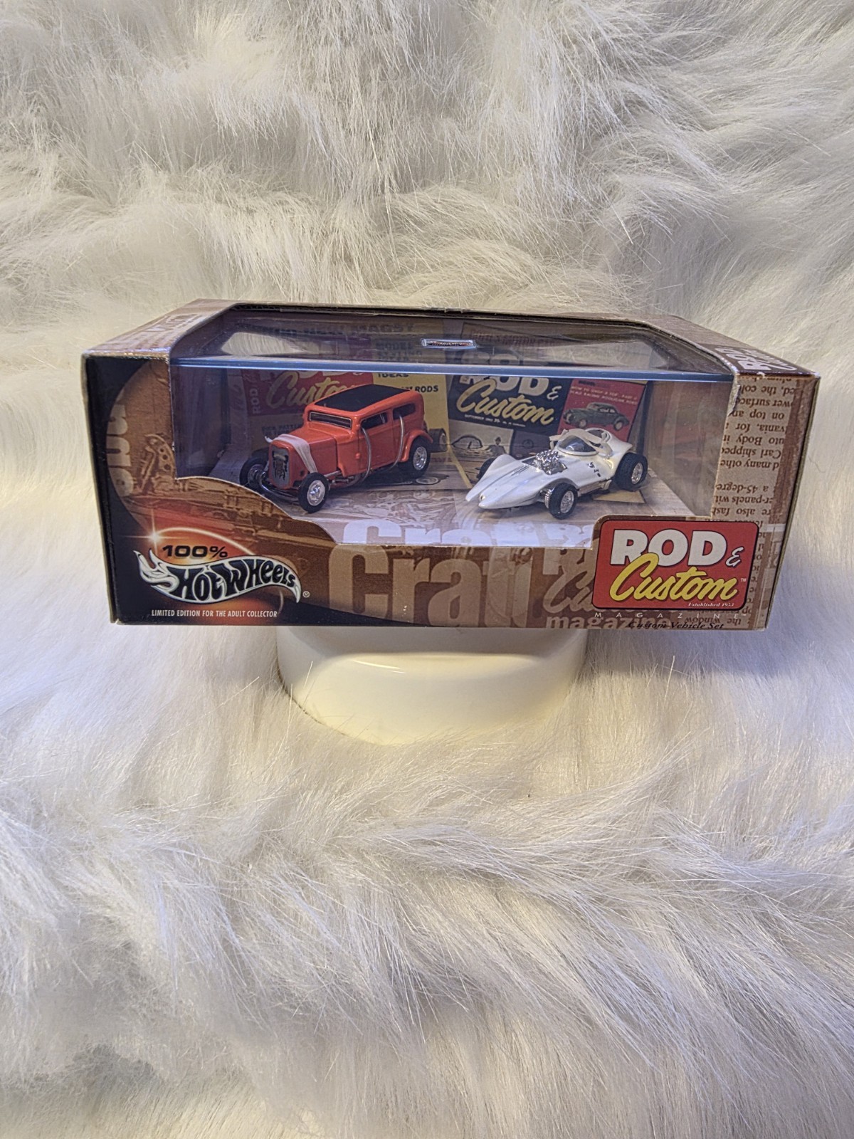 Hot Wheels 2000 Limited Edition-Hot Rod Series 6 Rod & Custom-32 Ford& Manta Ray
