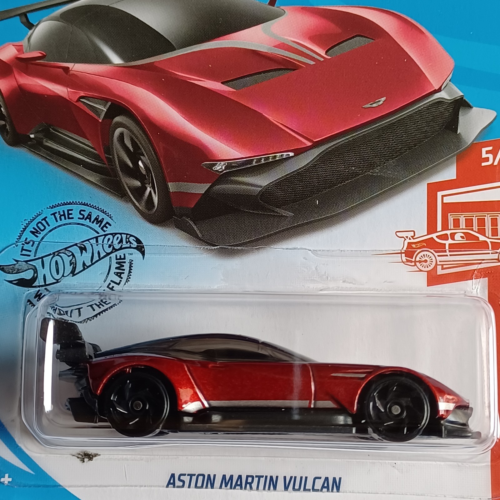 2020 HOT WHEELS *ASTON MARTIN VULCAN* *TARGET EXCLUSIVE* *RED EDITION* VERY RARE