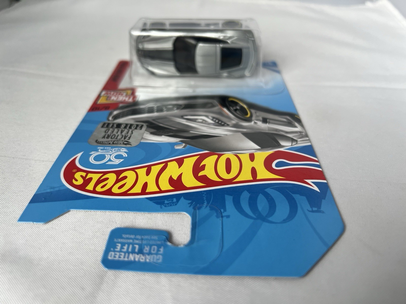 Hot Wheels Corvette C7 Z06 Then & Now KMART Exclusive Color, 2018 Factory Sealed