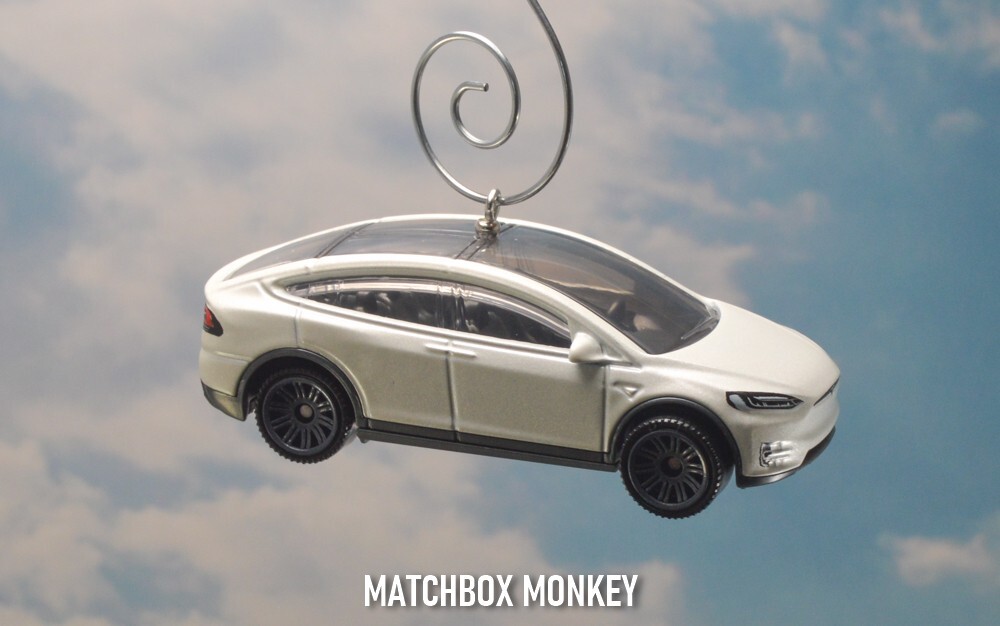 NEW Tesla Model X Electric SUV Crossover Car Christmas Ornament 1/64 Elon Musk