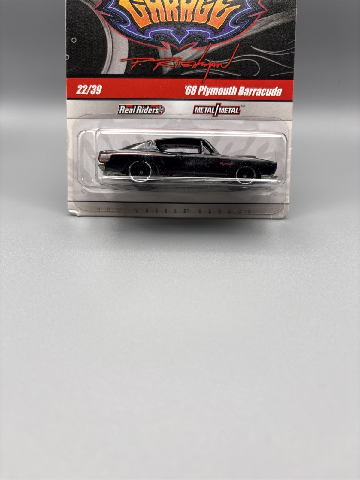 Hot Wheels Phil’s Garage ‘68 Plymouth Barracuda Black 22/39 – 1:64 Diecast Car