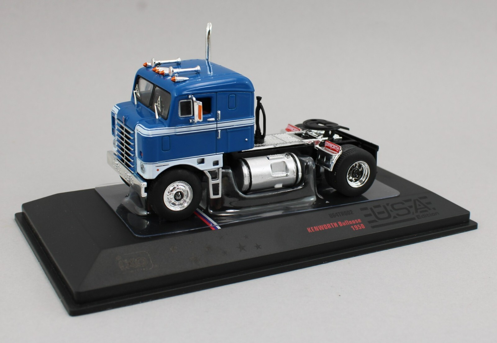 1:64 IXO Models *BLUE & WHITE* 1950 Kenworth Bullnose COE Semi Truck *NIB*