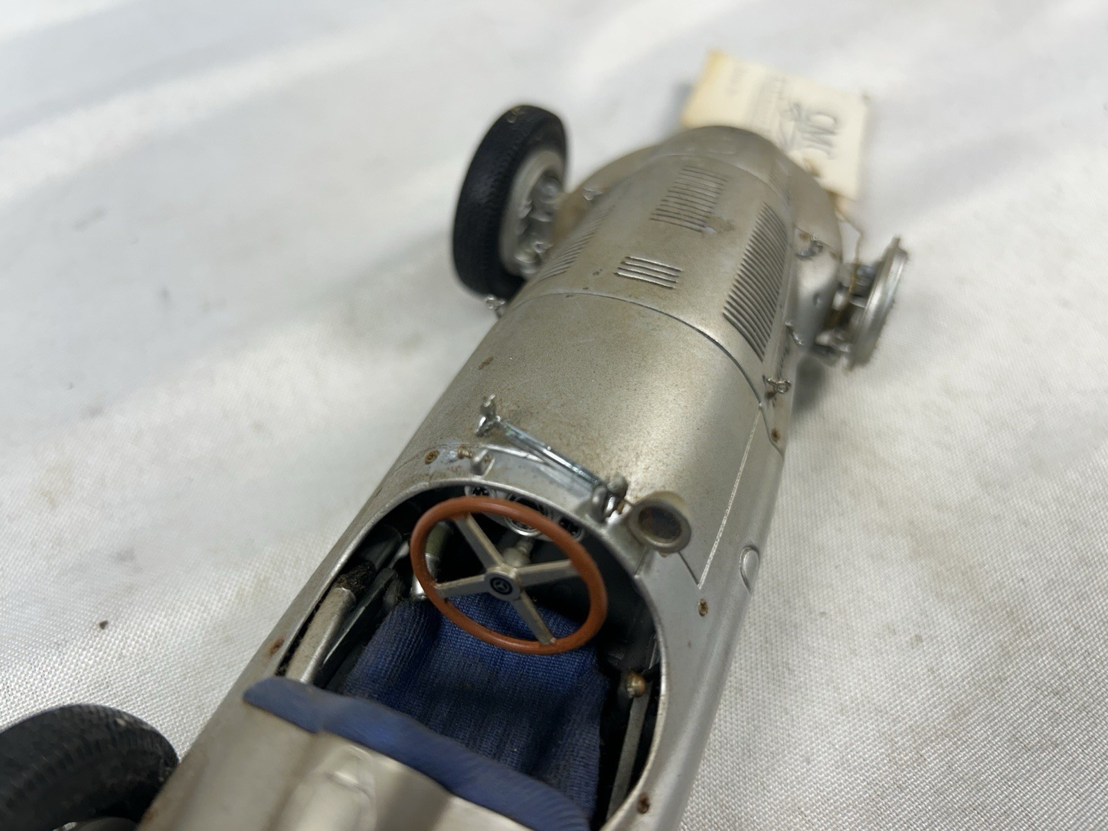 CMC W165 1:18 Scale Model Car