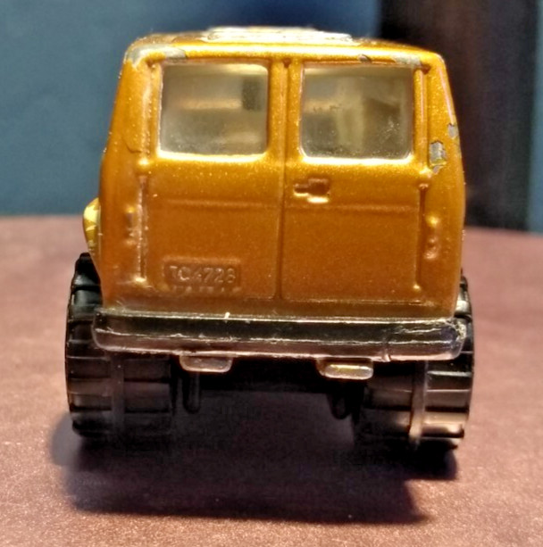 Matchbox 4X4 Chevy Van 2006 Off Road 5 Pack 370 Racing 1:74 Bronze Loose Used