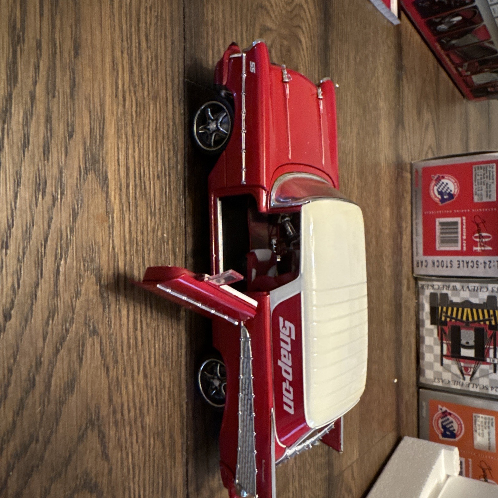 Snap-On Tools Glo-Mad Street Rod die-cast 1957 Chevrolet Chevy Nomad. 1:24 Scale