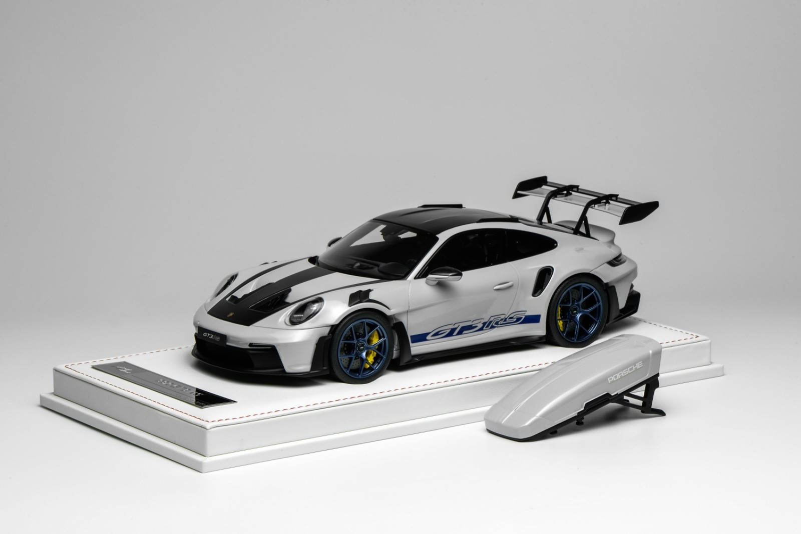 1/18 Ivy Porsche 911 GT3 RS with Luggage Rack Gray ,Blue Wheels AB633 LAST ONE