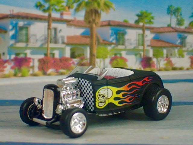 Hot Rod Supercharged Flathead V8 1932 Ford Roadster w/raked Windshield 1/64 LE K