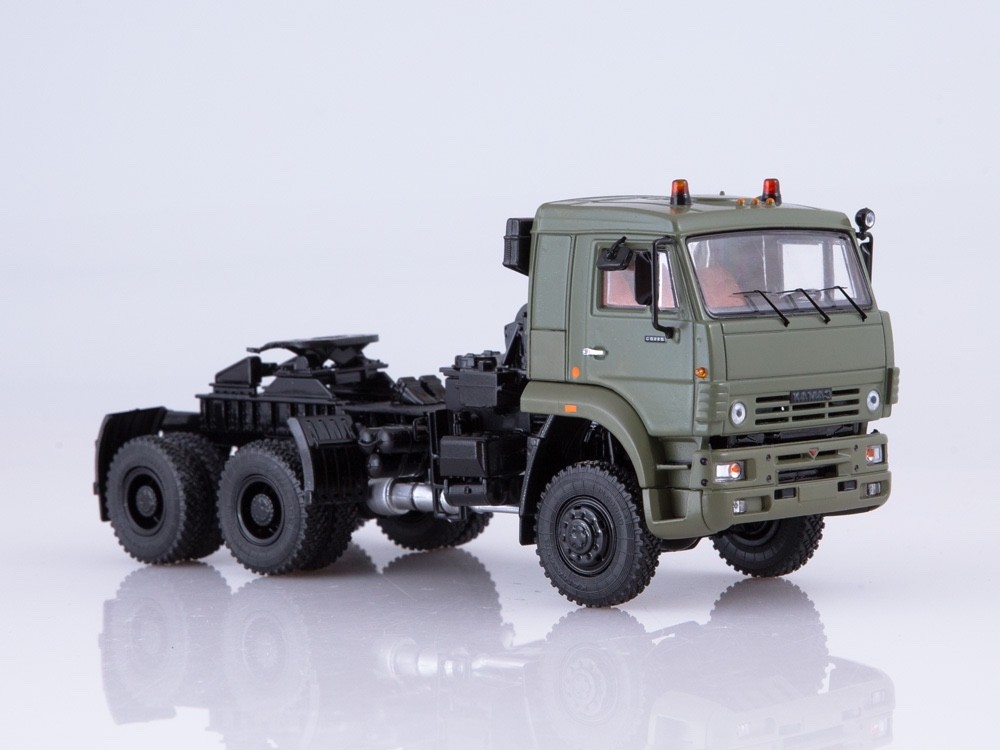1:43 StartScaleModels Russia 6X6 Kamaz 65225 all wheel drive Tractor w/ Trailer