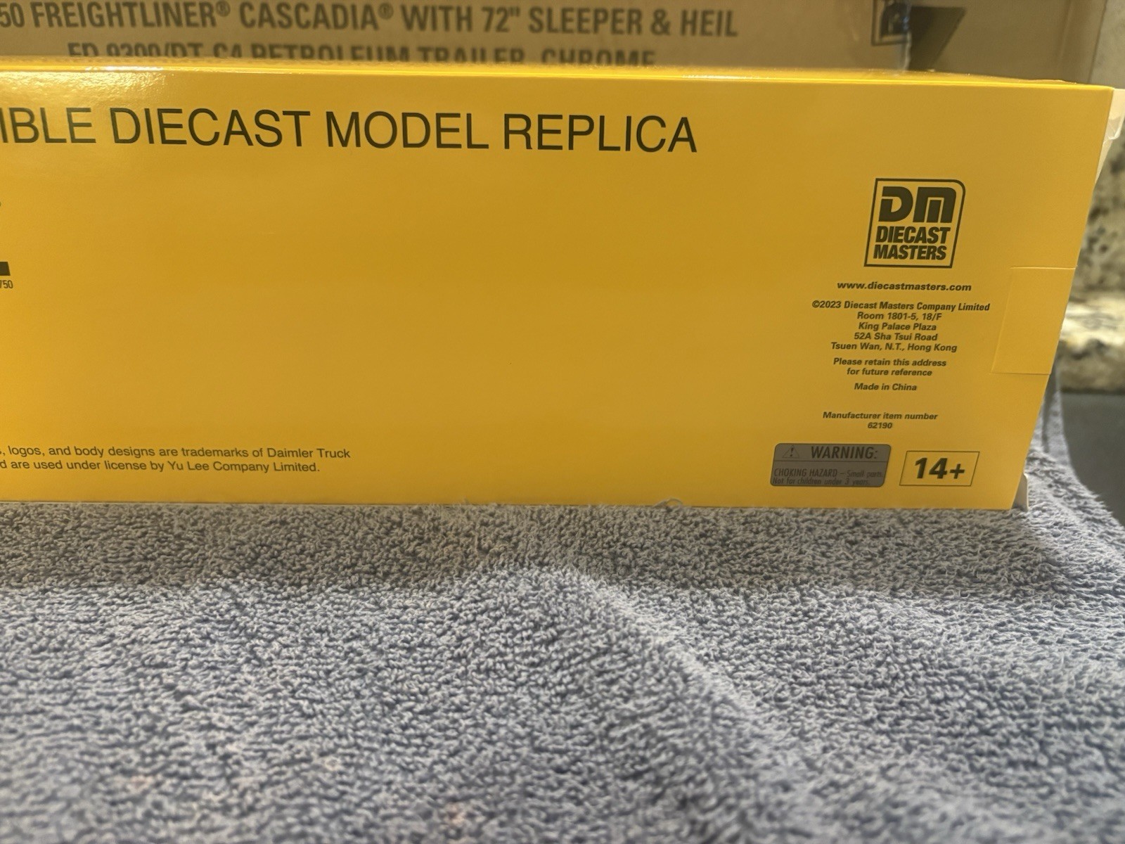 1:50 Diecast Fuel Tanker