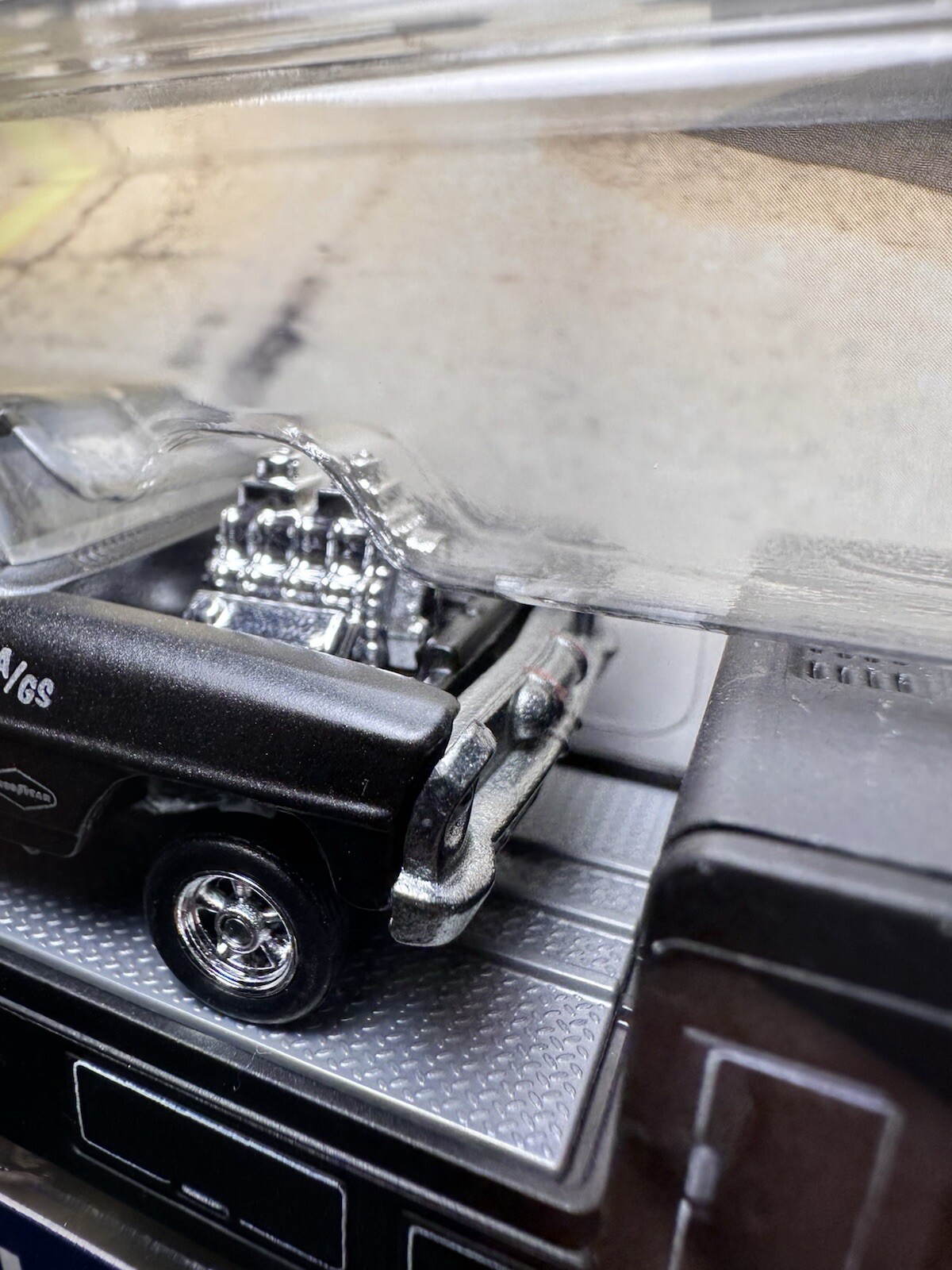 Hot Wheels ‘66 Super Nova Retro Rig Car Culture Team Transport #7 Black Hole