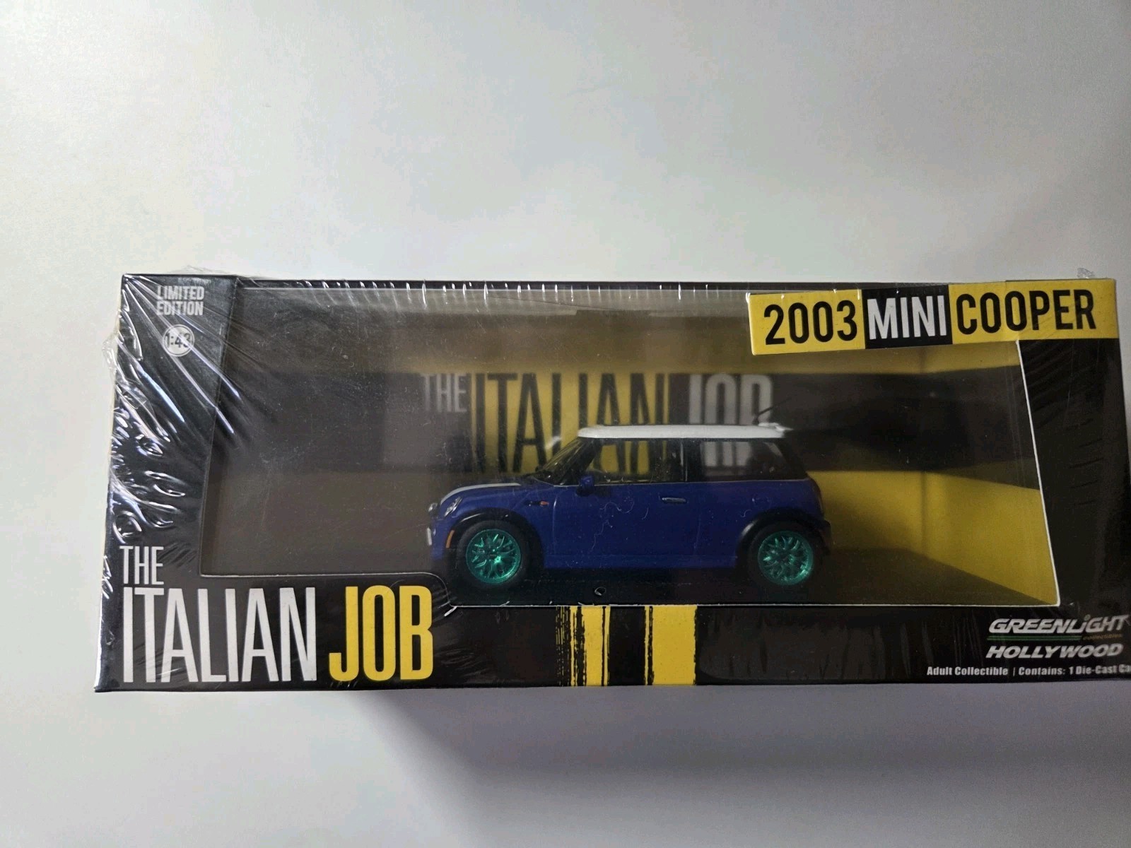 GreenLight The Italian Job 2003 Mini Cooper S – 1:43 Diecast CHASE! 3 Car Set