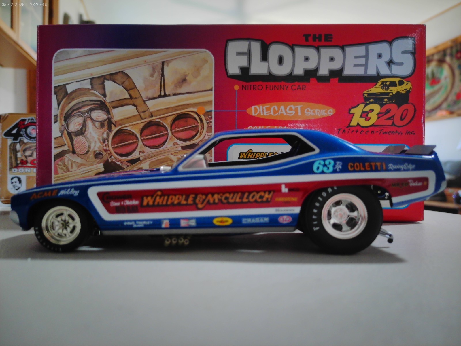 RARE SAMPLE WHIPPLE & McCULLOCH 1:24 FLOPPERS NITRO FUNNY CAR DRAG RACING 1320