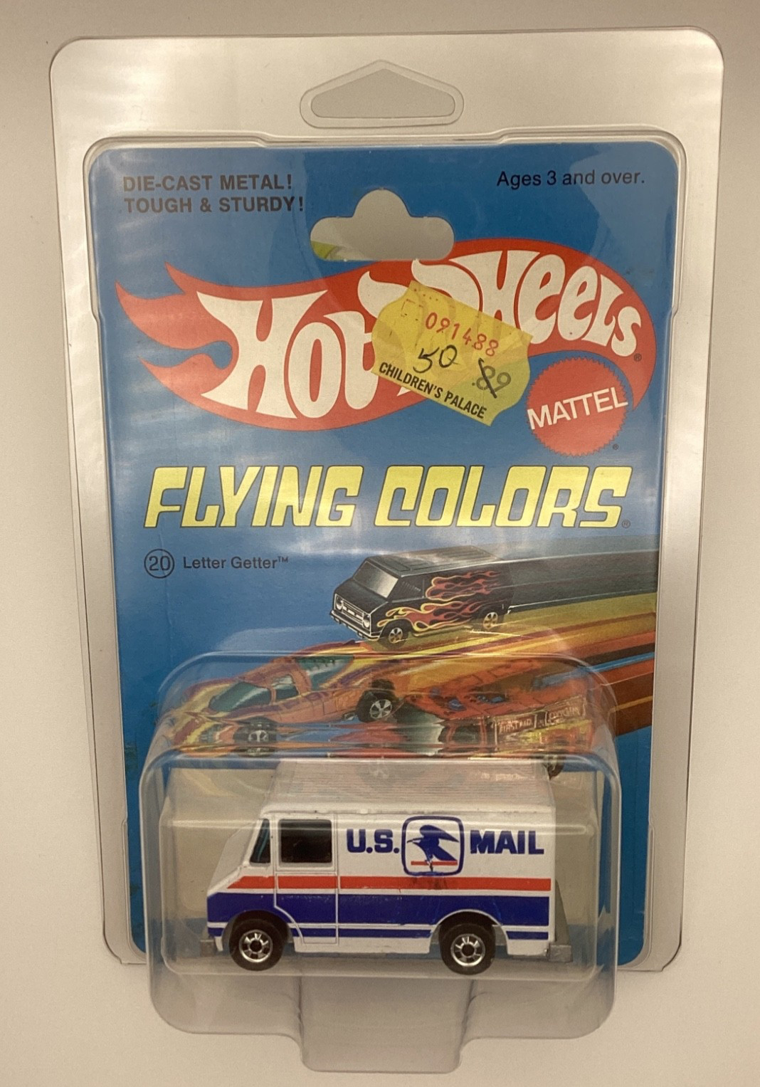 Hot Wheels vintage 1977 Letter Getter, #9643 U.S. Mail truck on near mint card