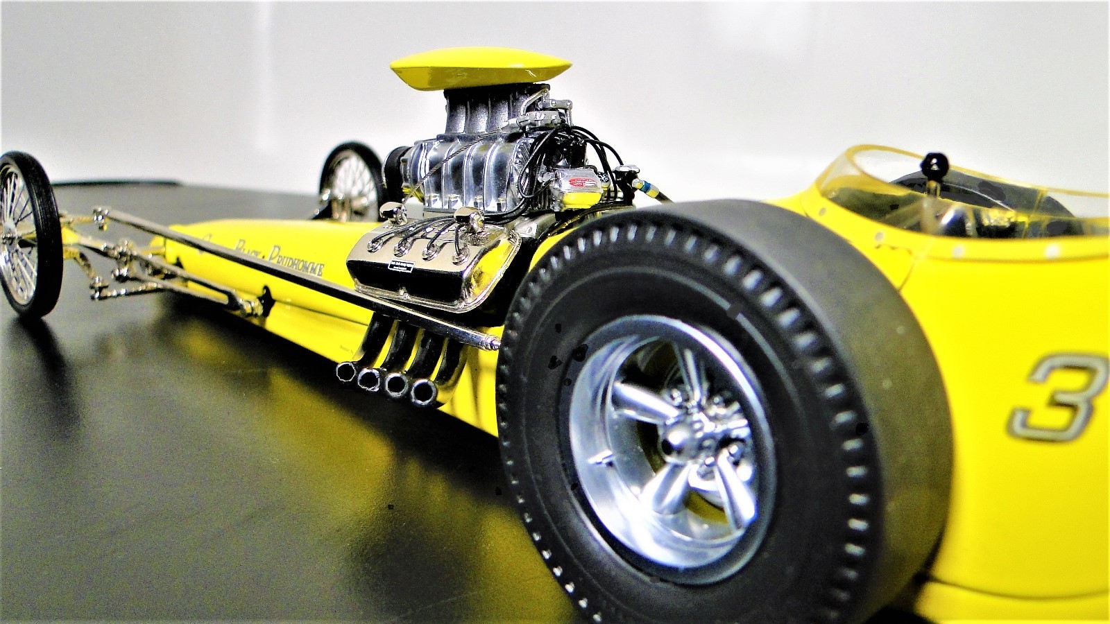Dragster Race Car Classic Custom Hot Rod Racer Promo Model Drag Carousel Yel1 18