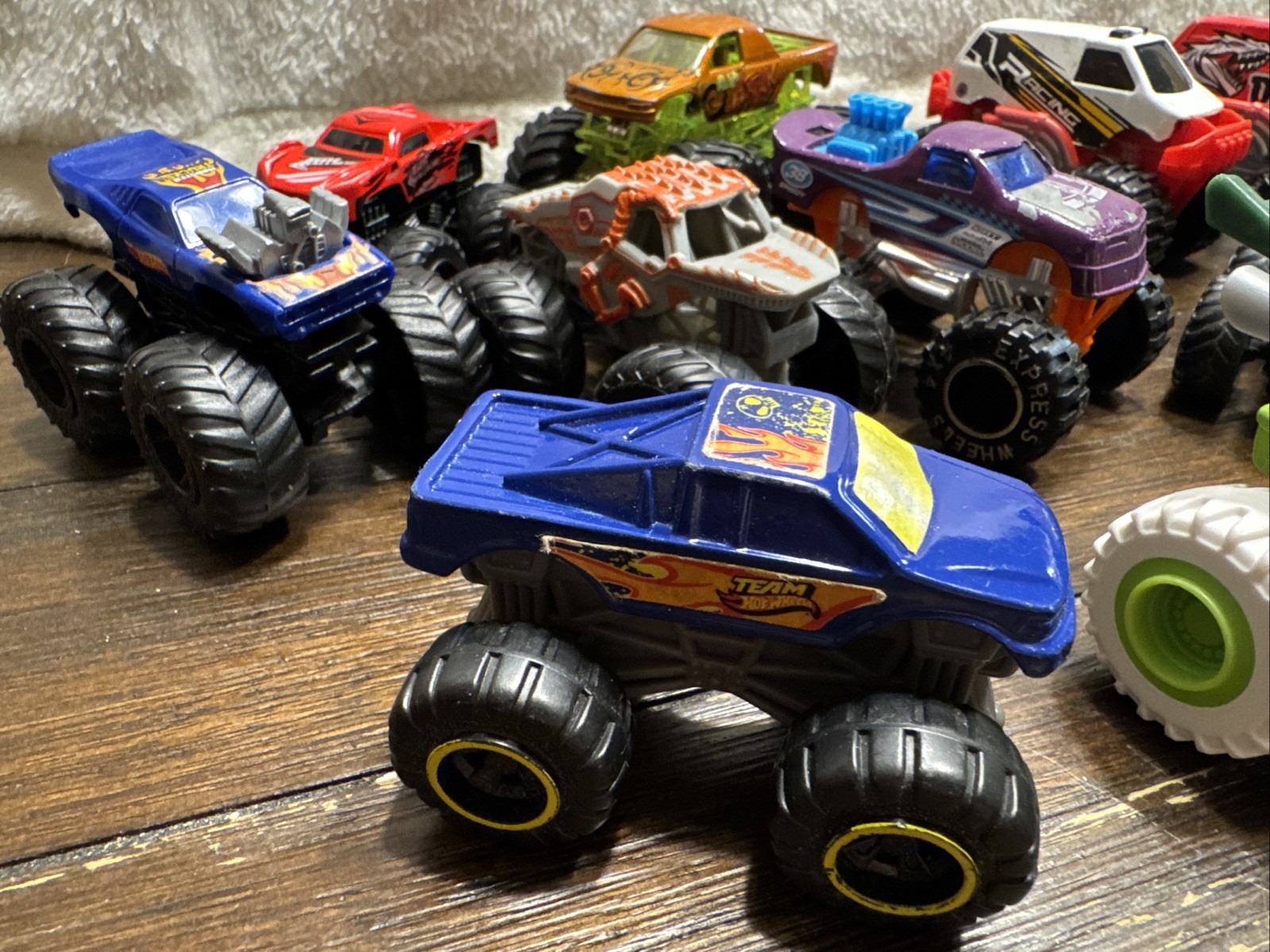 Lot Of 13 Monster Trucks Die-cast And Plastic